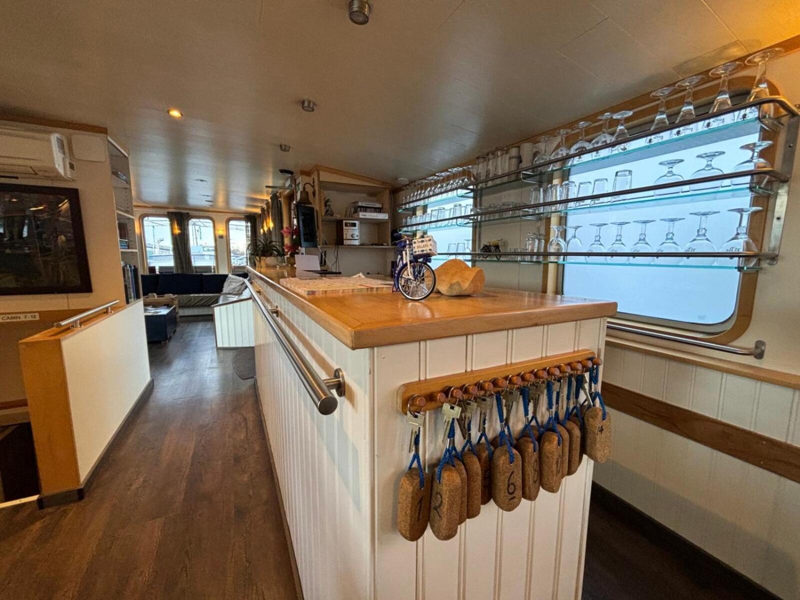 Hotelboat Iris Groningen Eksteriør bilde