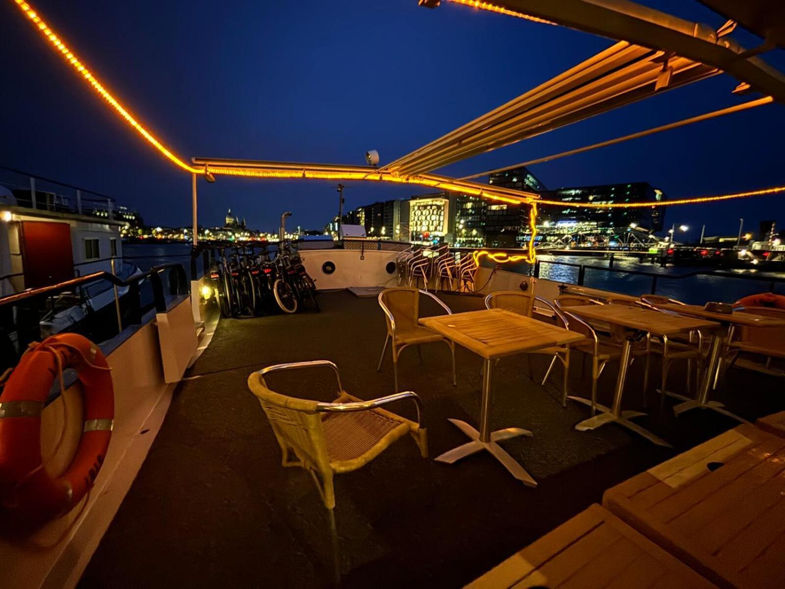 Hotelboat Iris Groningen Eksteriør bilde