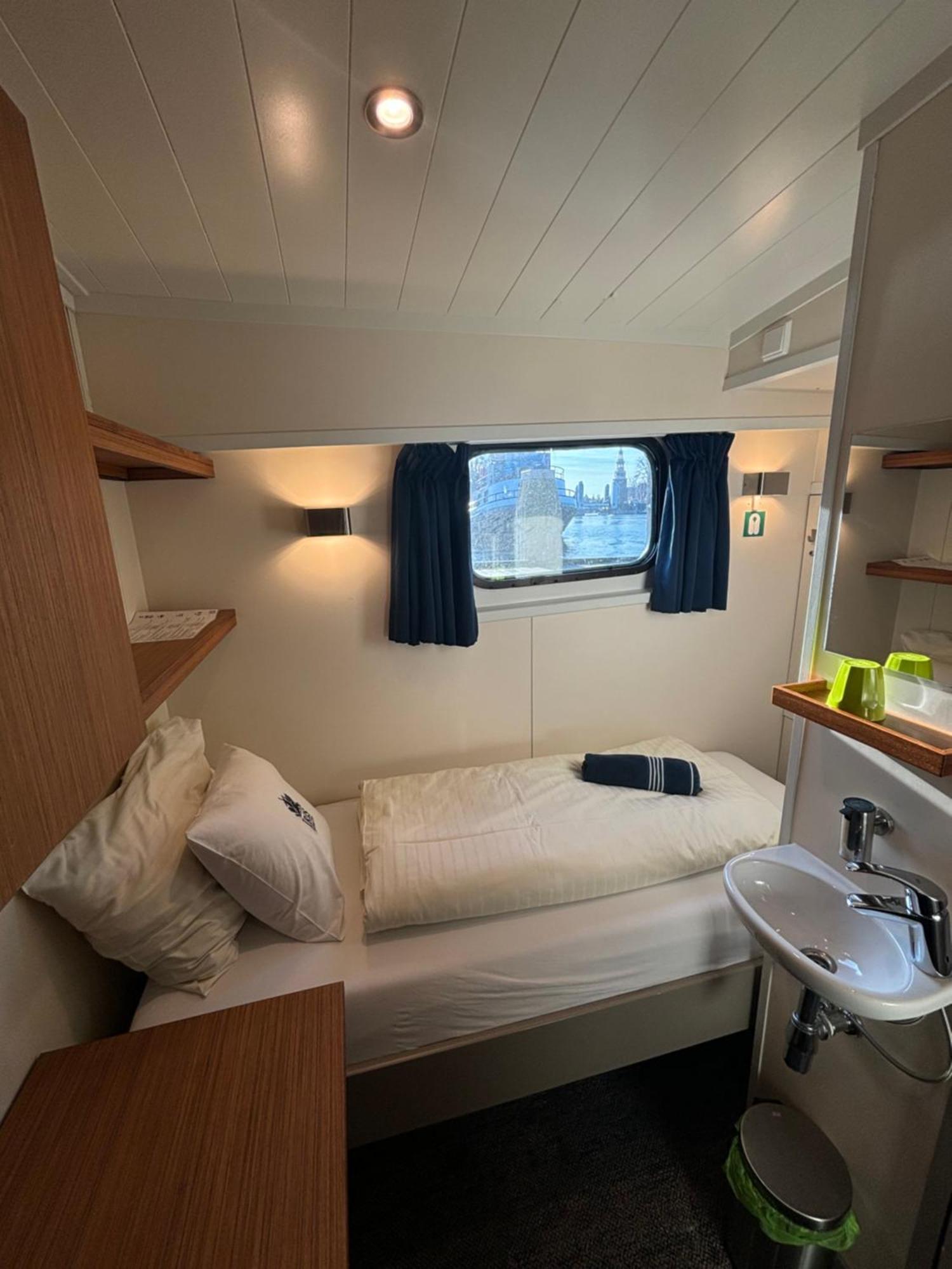 Hotelboat Iris Groningen Eksteriør bilde