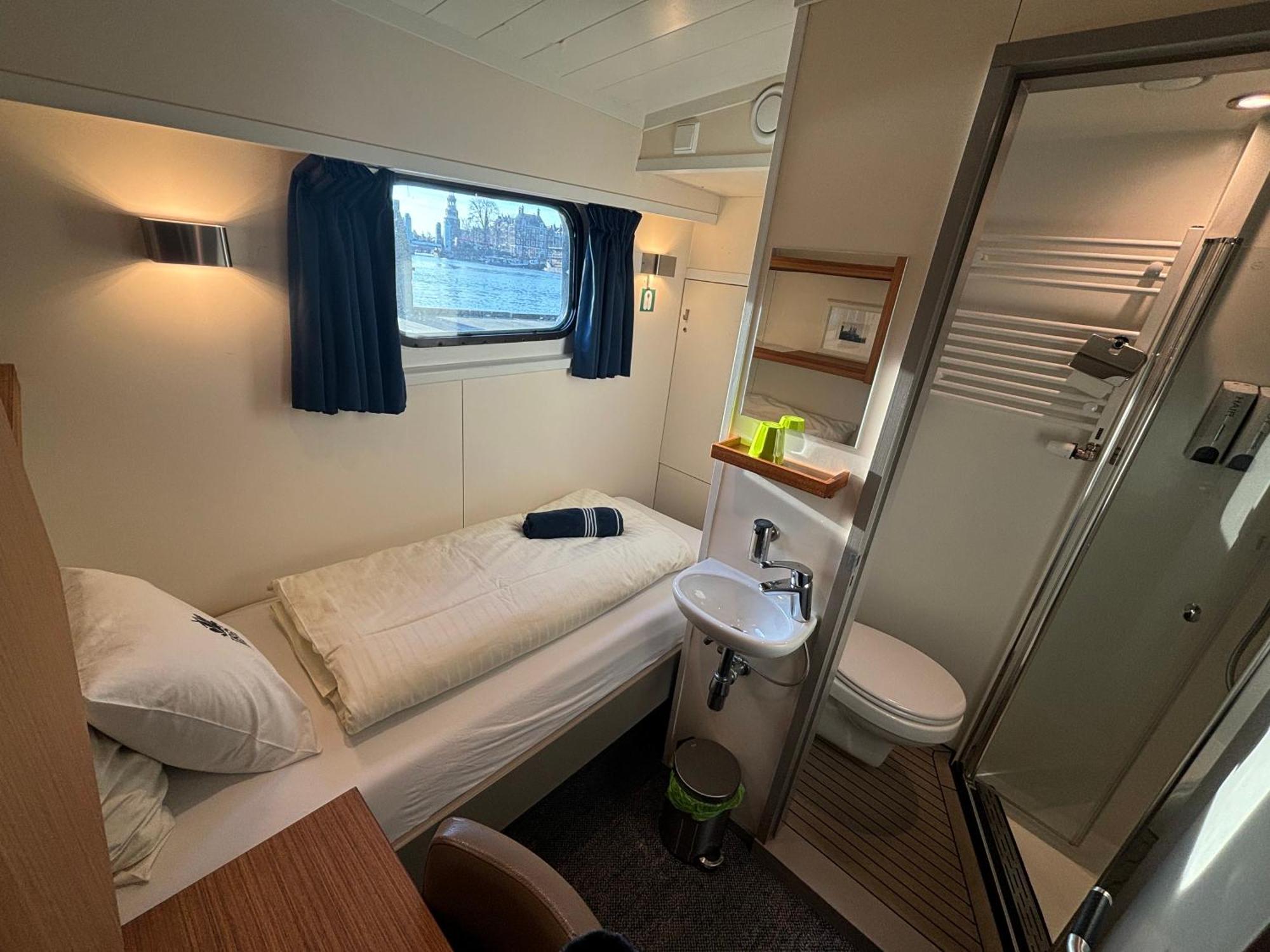 Hotelboat Iris Groningen Eksteriør bilde